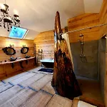 Insolites Et Intimistes En Pleine Nature Hotel *